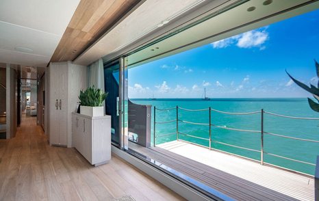 Superyacht The Wolf main saloon fold out balcony