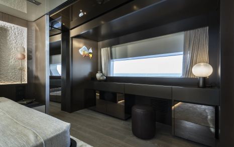 Columbus Atlantique 38M Superyacht Principessa Capricciosa master cabin vanity area