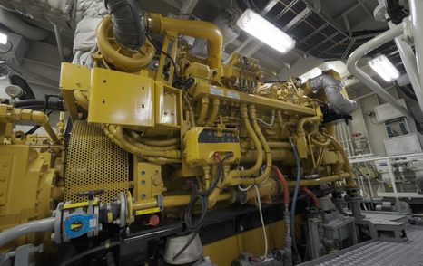 Damen-YS5009-motor-yacht-Axis-CAT-engine