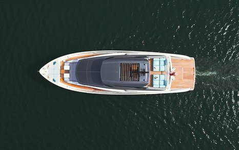 Sanlorenzo-SX76-Review-birds-eye-view
