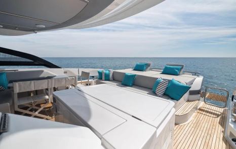 Motor yacht Ocean's Se7en's aft deck sunbathing area