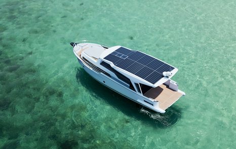 Greenline 42 with open aft deck layout and integrated solar roof