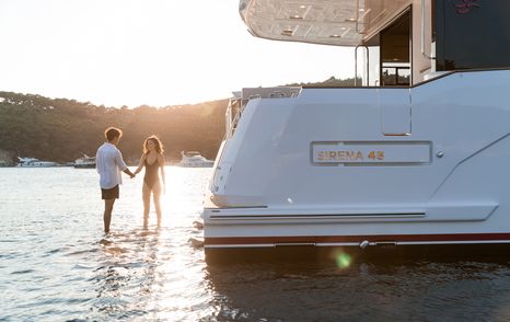 Sirena 48 stern and bathing platform viewed from the water