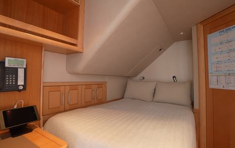 Westport-W130-Review-crew-berth