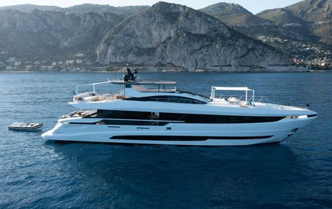 Mangusta GranSport 34 motor yacht at anchor 