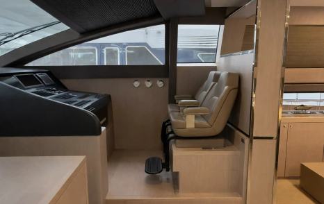 Riva motor yacht Speedy Bear helm station with two seats 