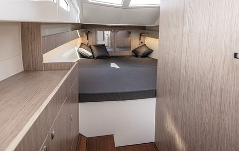 Lomac-Granturismo-12.5-berth