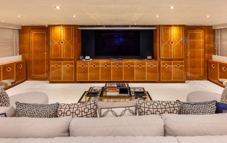Superyacht Adamas V indoor cinema