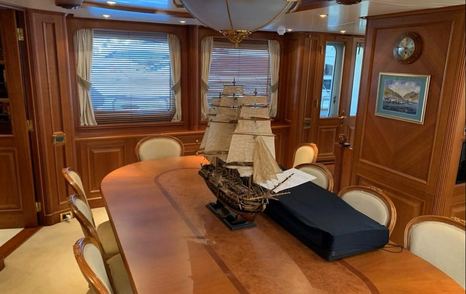 Superyacht Dream On II main saloon dining area