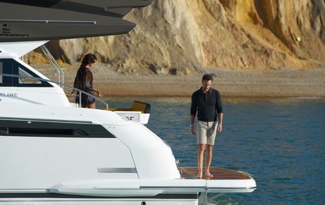 Fairline Squadron 50 bathing platform 