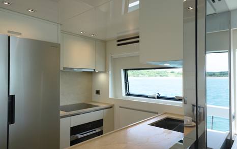 Sanlorenzo-SX76-Review-galley-open