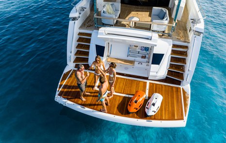 Sunseeker-88-Yacht-swim-platform