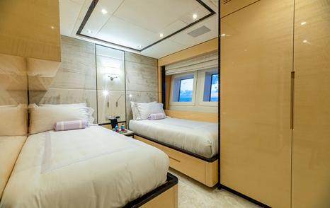 Superyacht Inspiration twin cabin