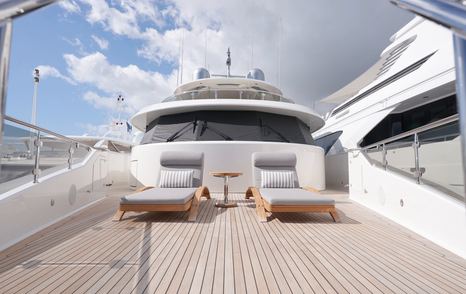 Westport-W130-Review-foredeck-upper-tier