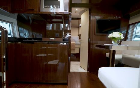 Lazzara-LSX67-Review-galley