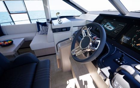 Absolute-47-FLY-Review-lower-helm-wheel
