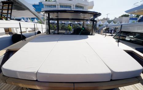 Bluegame-BGF45-Review-foredeck