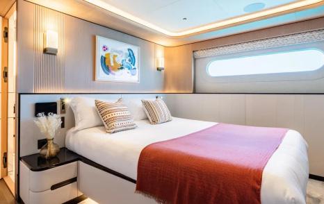 Superyacht Mustique's guest cabin