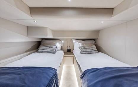 Scout-670-LXS-Review-twin-cabin