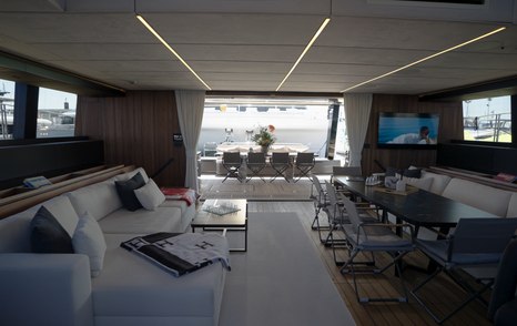 Sunreef-Eco-Power-60-saloon-view-aft