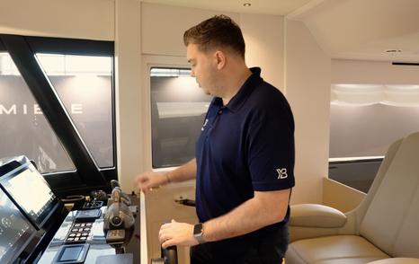 solaris-power-70-long-range-standing-helm-position-with-good-headroom