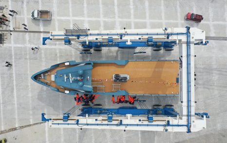 Support Yacht PHI Phantom viewed from above