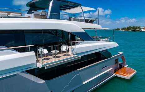 Superyacht The Wolf fold out balcony with deck chairs 