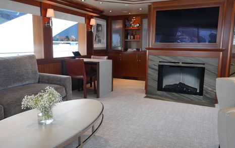 Westport-W130-Review-skylounge-fireplace-TV