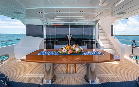 Superyacht Emrys main aft deck with alfresco dining