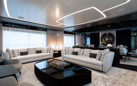 Tankoa-T580-Diamond-Binta-Review-main-saloon-lounge-seating-ceiling-lighting