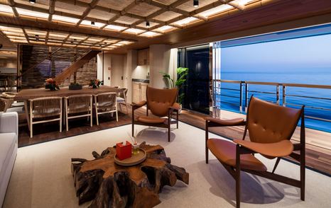 Expedition Yacht King Benji interior seating with balcony 