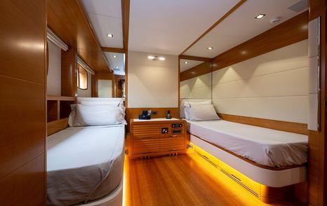 Motor yacht Sofia of Tortolia twin room