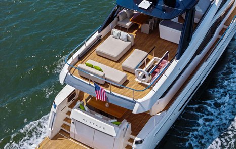 Ferretti motor yacht Alveare flybridge with sun pad 