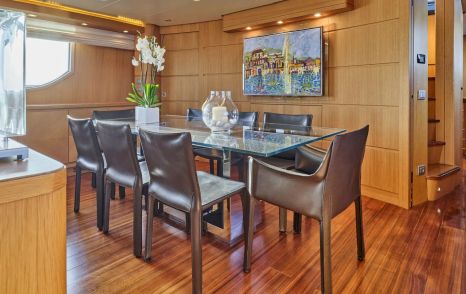 Sanlorenzo yacht Oasis main saloon dining area 