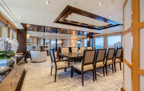 Superyacht Rochade main saloon dining area