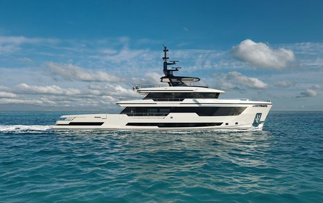 Columbus Crossover 42 superyacht under way