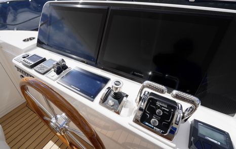 Grand-Banks-GB62-Flybridge-Review-flybridge-helm-detail
