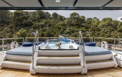 Motor yacht Exit's upper deck jacuzzi