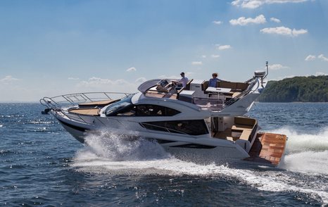 Weekending Galeon flybridge running shot