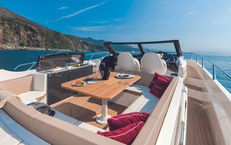 sportsboat cockpit on an Absolute 40 STL Yacht