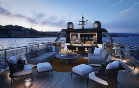 Princess claims the X95 has 10% more exterior space than other flybridge yachts of the same size.