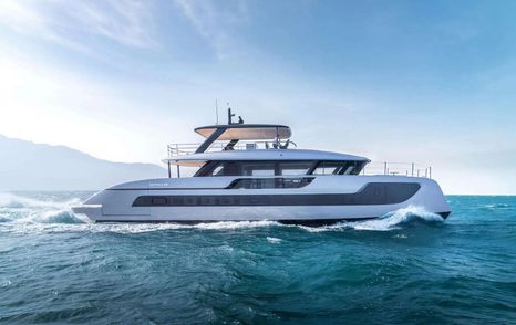 Rendering of Sunreef Ultima 88 catamaran under way 