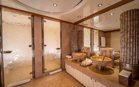 Kijo master en suite with dual sinks