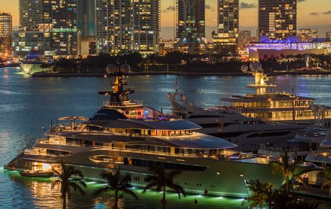 luxury yacht marina Miami