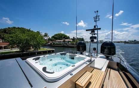 Superyacht Chop Chop sundeck jacuzzi