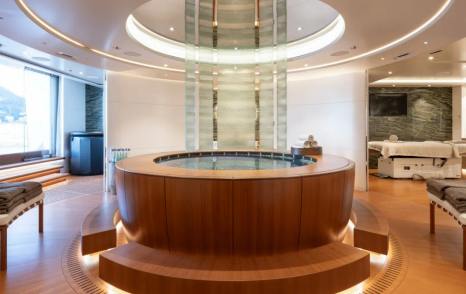 Amels superyacht Synthesis spa pool 