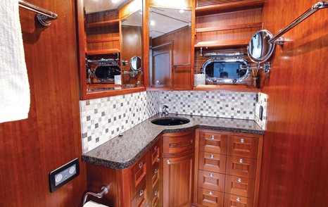 Nordhavn-63-owner-ensuite-sink