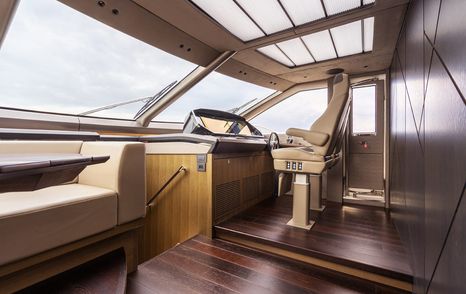 sunseeker 90 interior