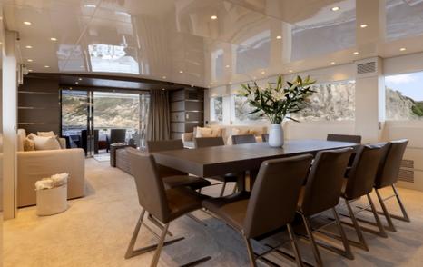 Motor Yacht Tropicana dining table 