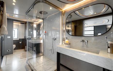Superyacht L.A.U.L. master cabin ensuite